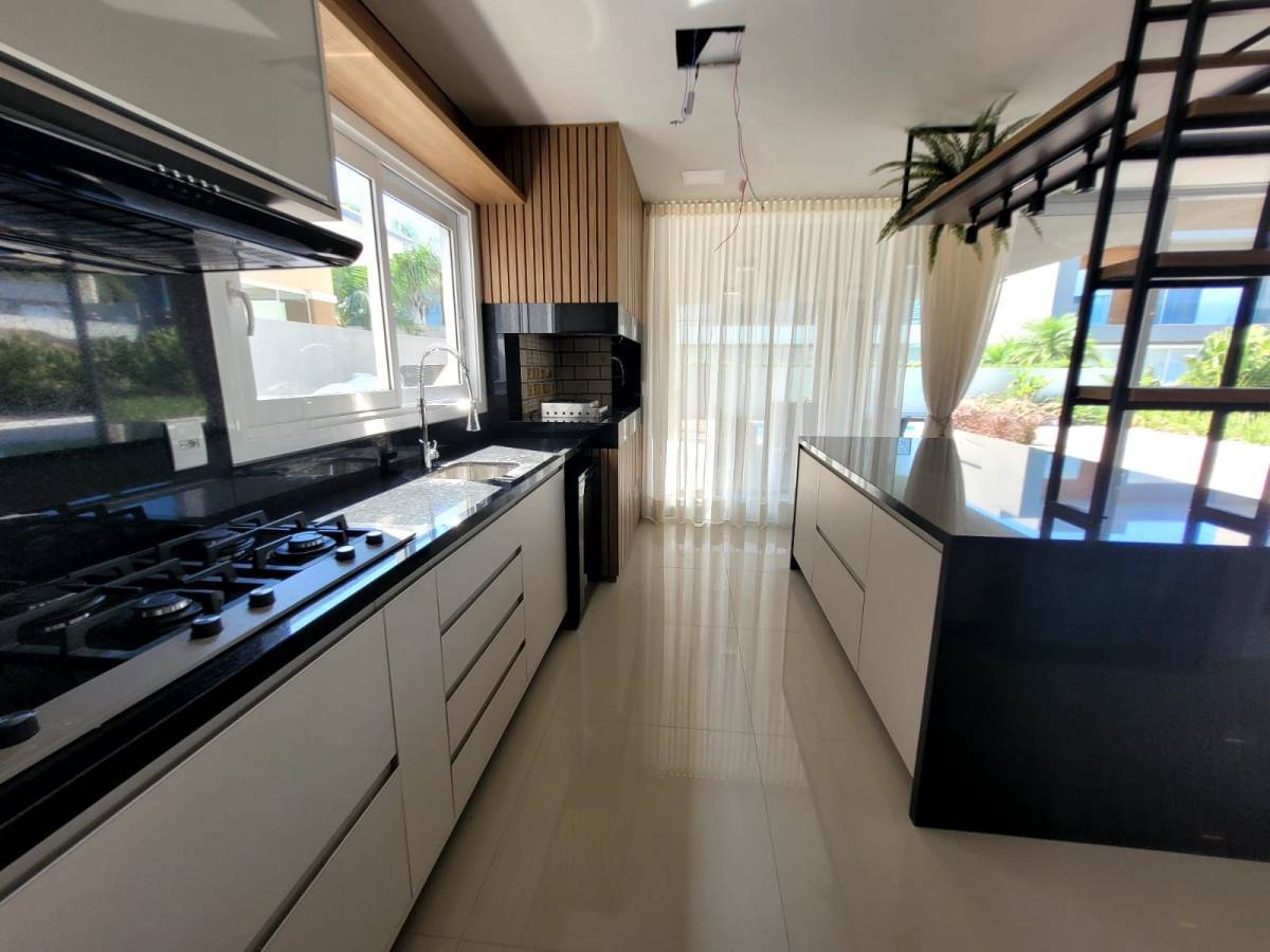 Casa em Condomínio 4 dormitórios em Capão da Canoa | Ref.: 7976