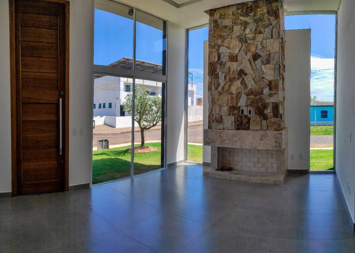 Casa 3 dormitórios em Capão da Canoa, RS | Ref.: 8047