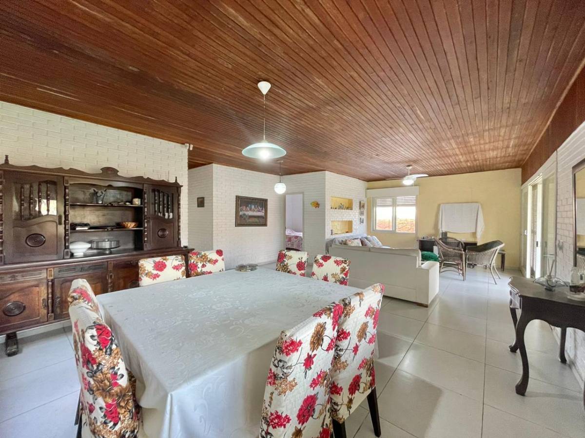 Casa 3 dormitórios em XANGRILA | Ref.: 8697