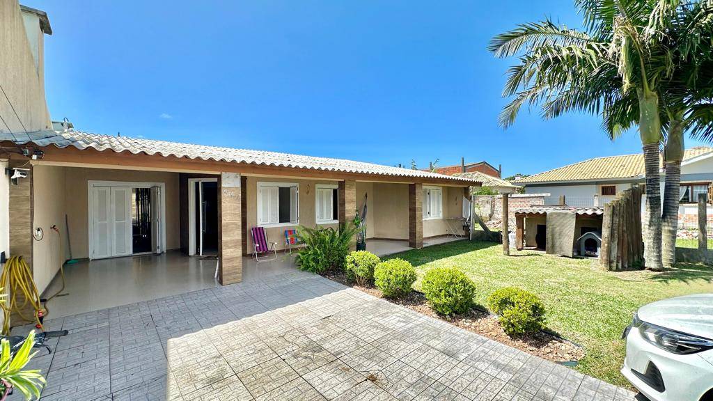Casa 3 dormitórios em  Capao da canoa | Ref.: 8819
