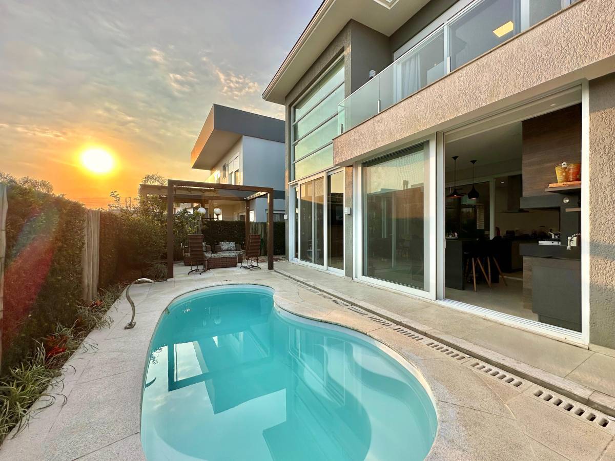 Casa em Condomínio 5 dormitórios em Capão da Canoa | Ref.: 8993