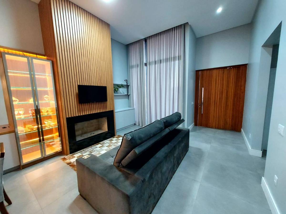 Casa em Condomínio 4 dormitórios em Xangri-lá | Ref.: 9174