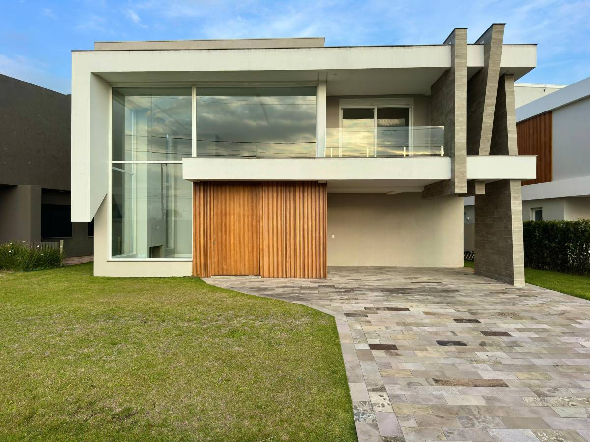 Casa em Condomínio 5 dormitórios em Xangri-lá | Ref.: 9222