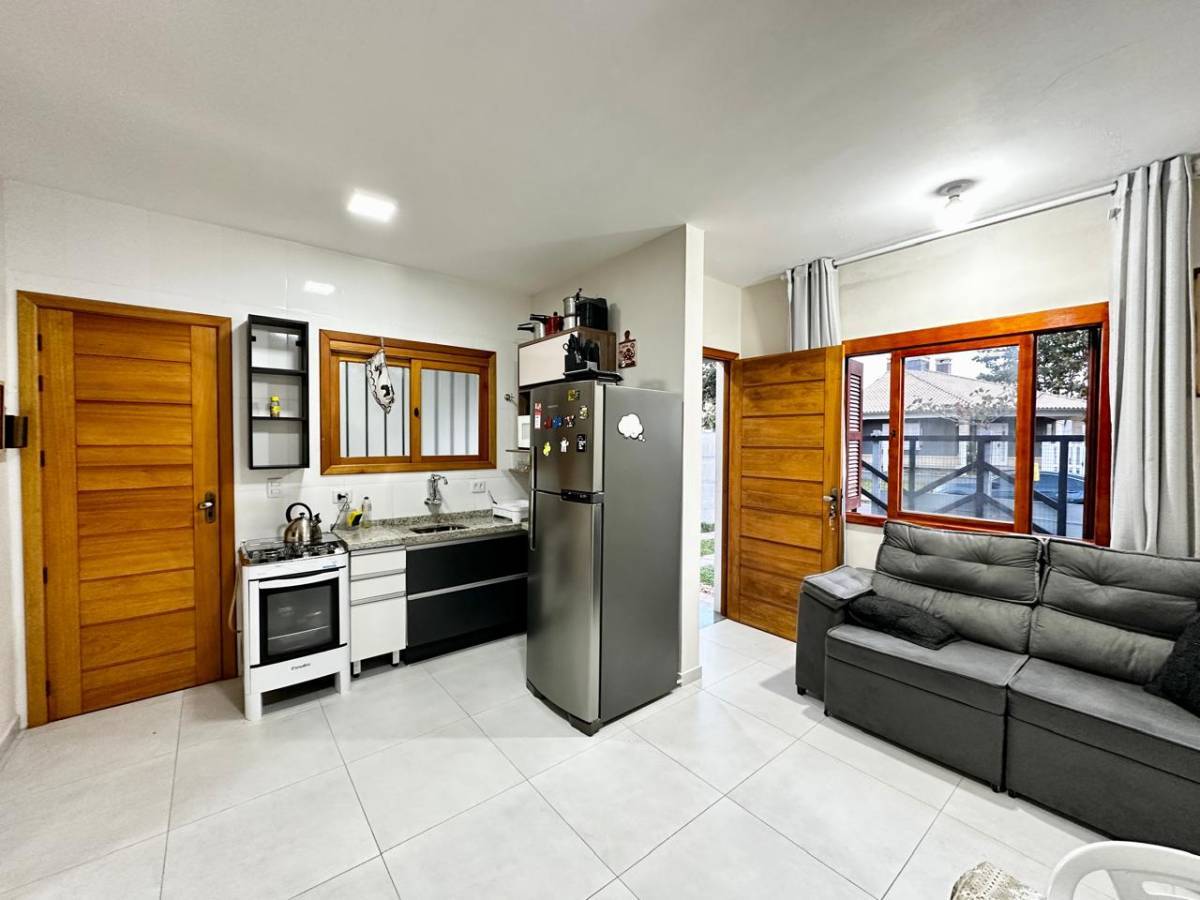 Casa 2 dormitórios em Capão da Canoa | Ref.: 9235