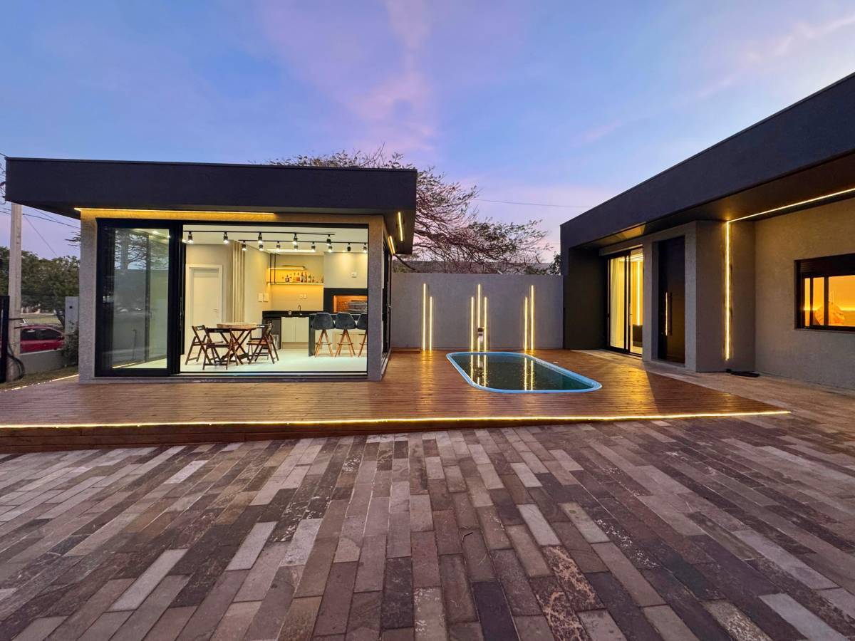Casa 3 dormitórios em Capão da Canao | Ref.: 9252