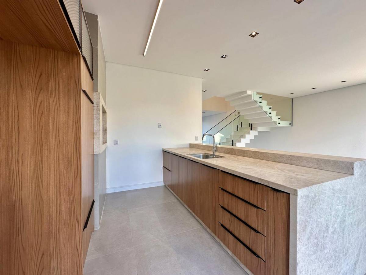 Casa em Condomínio 5 dormitórios em Xangri-lá | Ref.: 9381