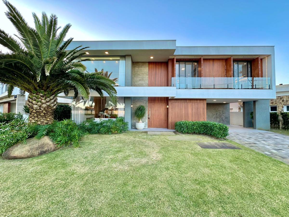 Casa em Condomínio 6 dormitórios em Xangri-lá | Ref.: 9488