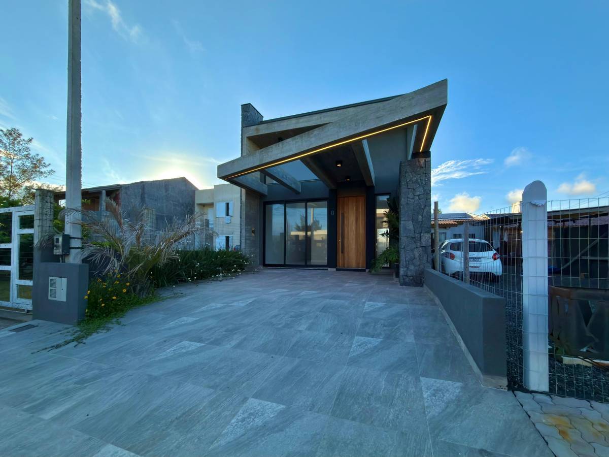 Casa 3 dormitórios em Capão da Canao | Ref.: 9518